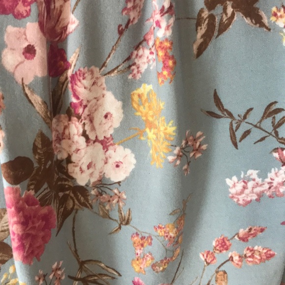 Flowered Maxi - Picture 4 of 4